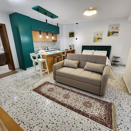 Pietro Guesthouse 地拉那 外观 照片